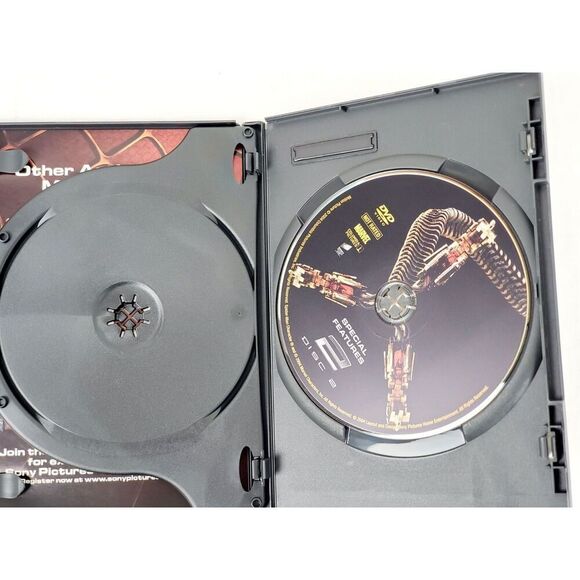 Spider-Man 2 Widescreen Special Edition DVD 2-Disc Set Marvel Columbia Pictures - Picture 3 of 4
